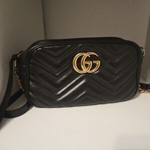 GUCCI Marmont Small Shoulder  Calfskin Black